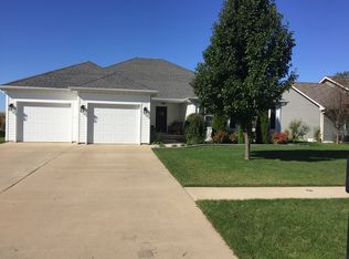 1600 Sycamore St, Peru, IL 61354