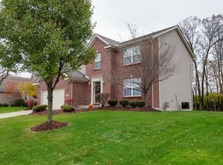 418 Whisperwood Dr, Englewood, OH 45322