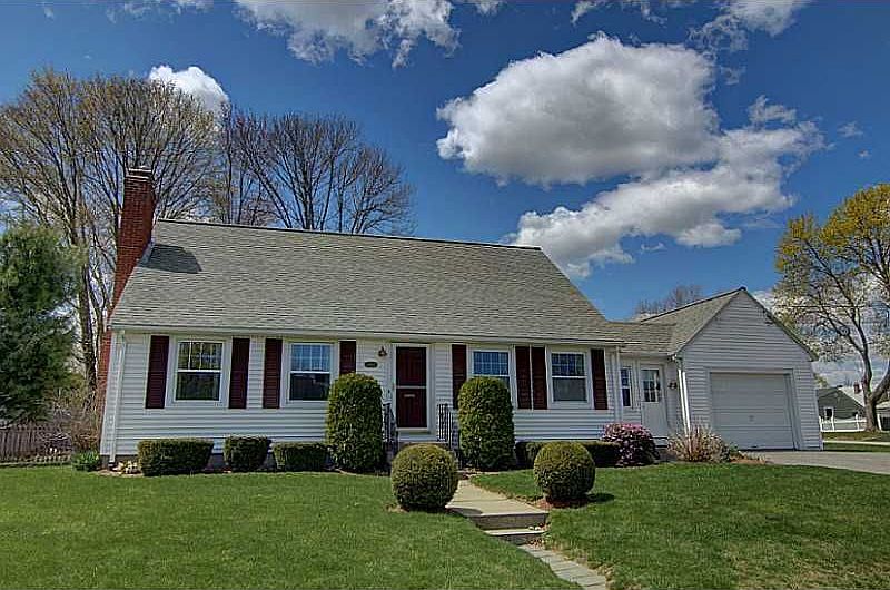 1st image of 169 Clyde Ave
