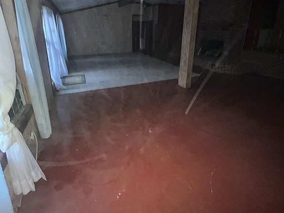 2nd image of 518 Woodland Cir