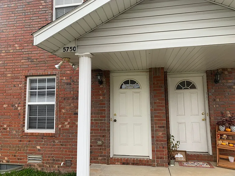 5790 N Orange Ln — Photo 5