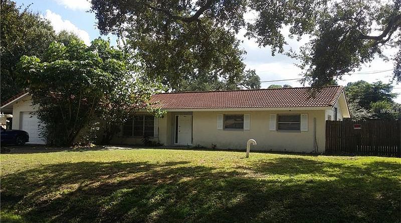 2nd image of 4010 Felipi Ln