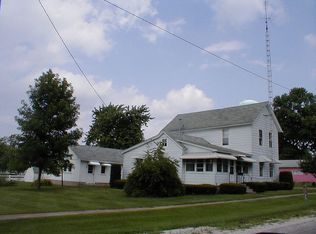 111 E Cooper St, Colfax, IL