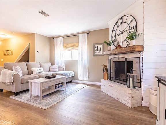 4th image of 846 Maple Ln