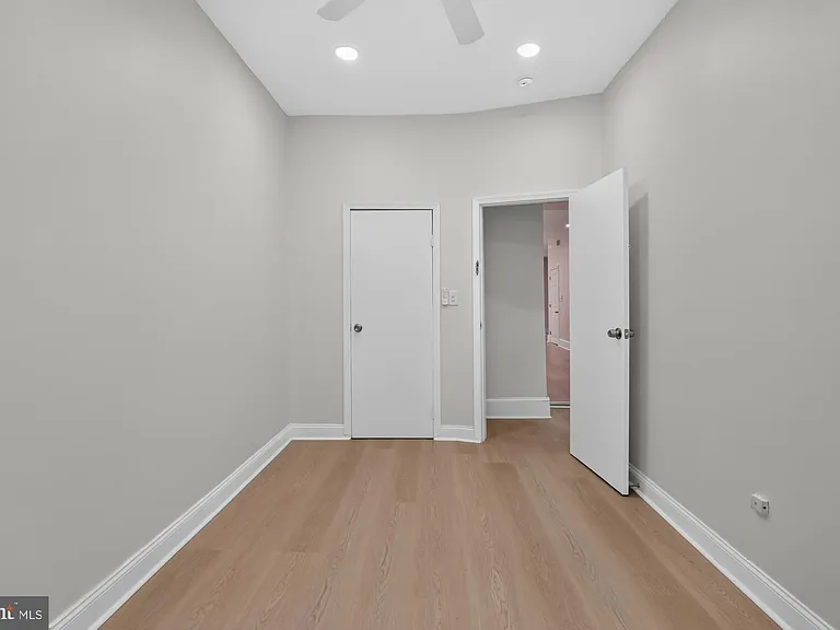 630 N 2nd St #2 — Photo 17