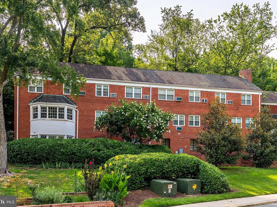 3507 Valley Dr