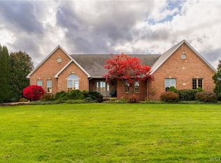 3264 Upper Mountain Rd, Sanborn, NY 14132