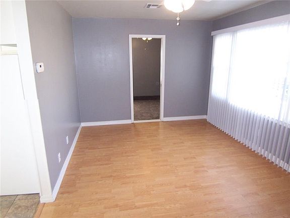 4th image of 1212 Dakota St