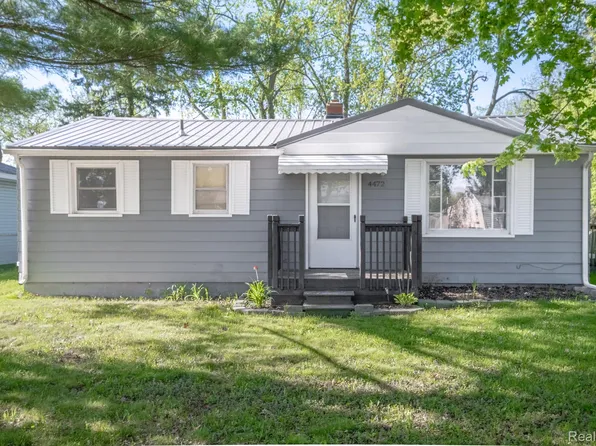 4472 Marlborough Dr, Flint, MI 48506