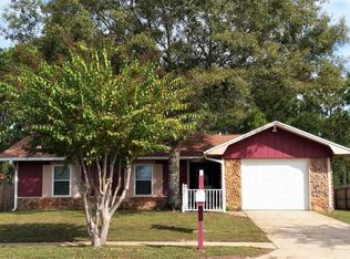 148 Deville Dr, Mary Esther, FL 32569