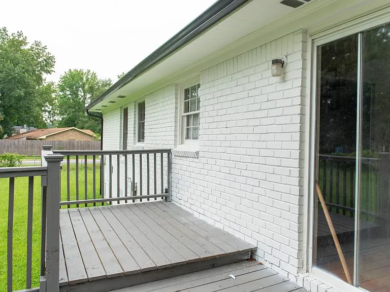 6205 Fieldcrest Dr — Photo 15