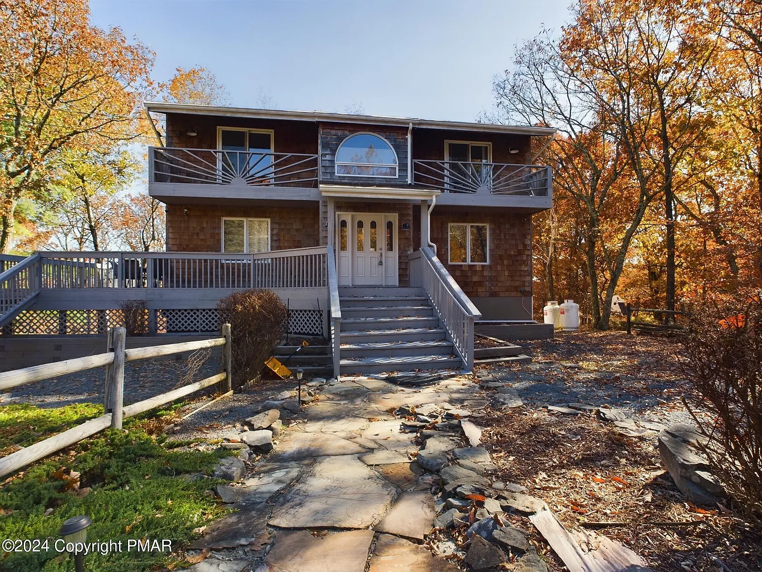 120 Bellingham Dr photo 1
