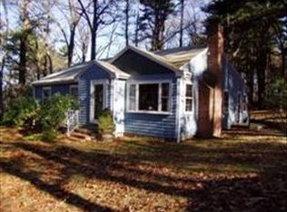 2 Georgian Rd, Weston, MA 02493