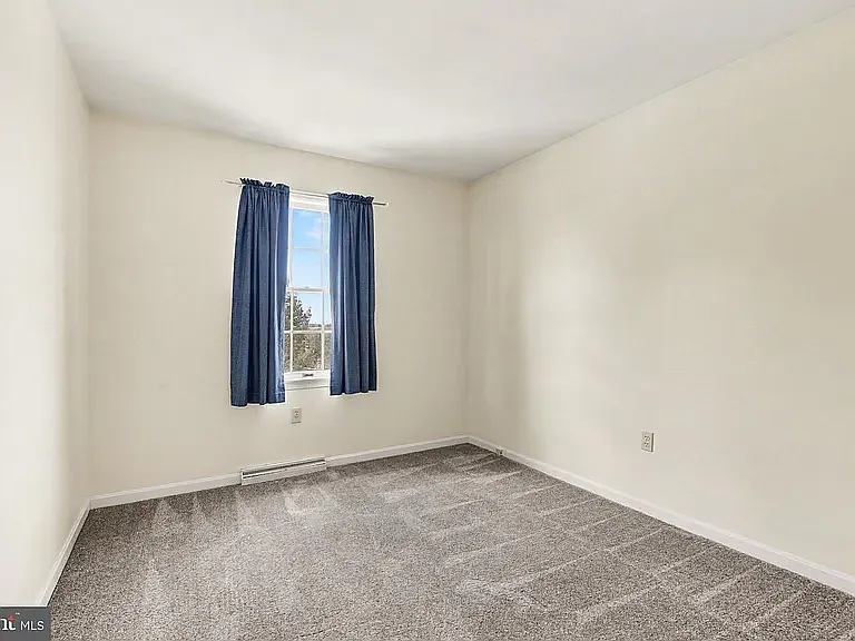 652 Park Ridge Dr — Photo 17