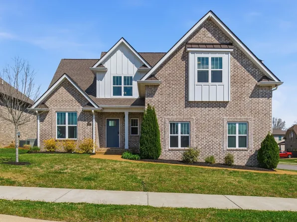 200 Ernest Dr, Lebanon, TN 37087