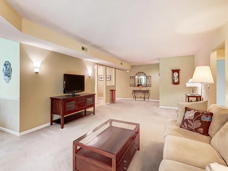 9728 Timberview Ct #10 — Photo 20