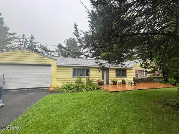 52 Jones Avenue, Feura Bush, NY 12067
