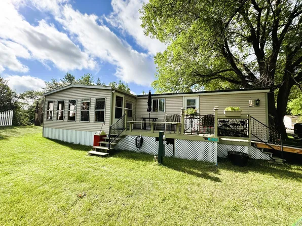 5 Maple Ave NE, Cass Lake, MN 56633