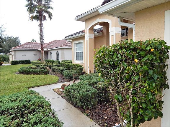3rd image of 422 Bay Leaf Dr