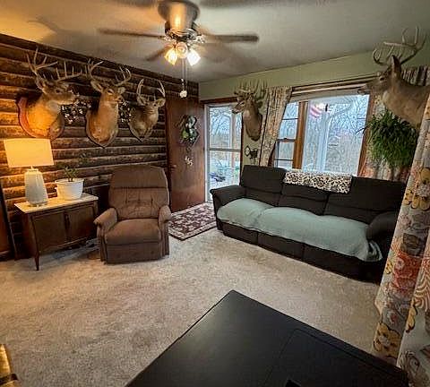 5th image of 465 Old Monterey Rd