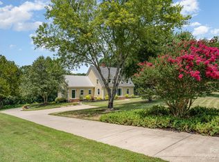 1311 Forest Bluff Dr, Midland, NC 28107