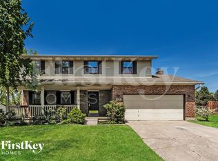 3938 Schroeder Dr, Hamilton, OH 45011