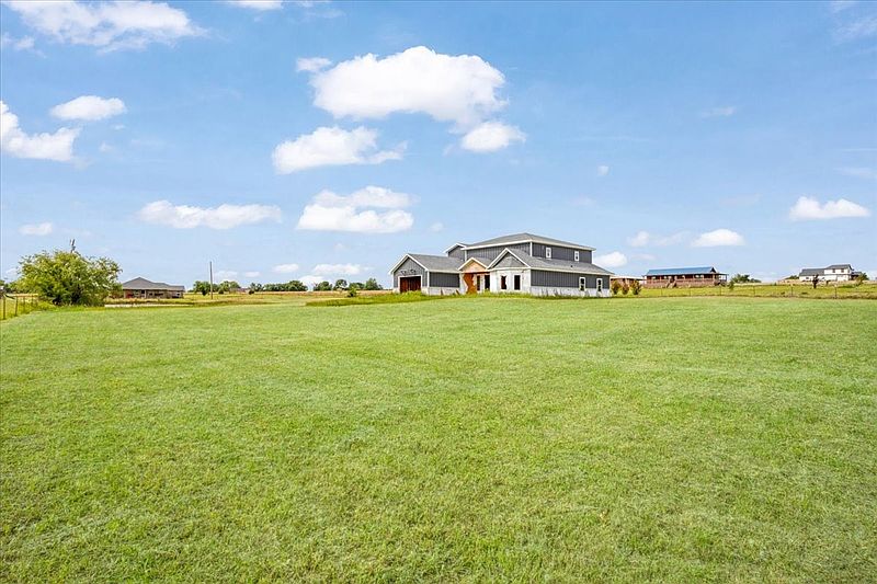 Property photo 28
