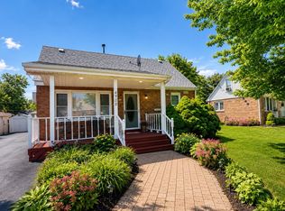 6930 Garden Ln, Bridgeview, IL 60455