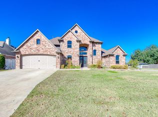 2604 Wooden Shoe Ct, Nederland, TX 77627