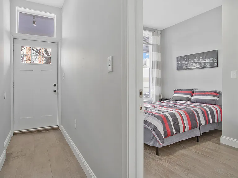 1807 Penrose Ave #1 — Photo 13