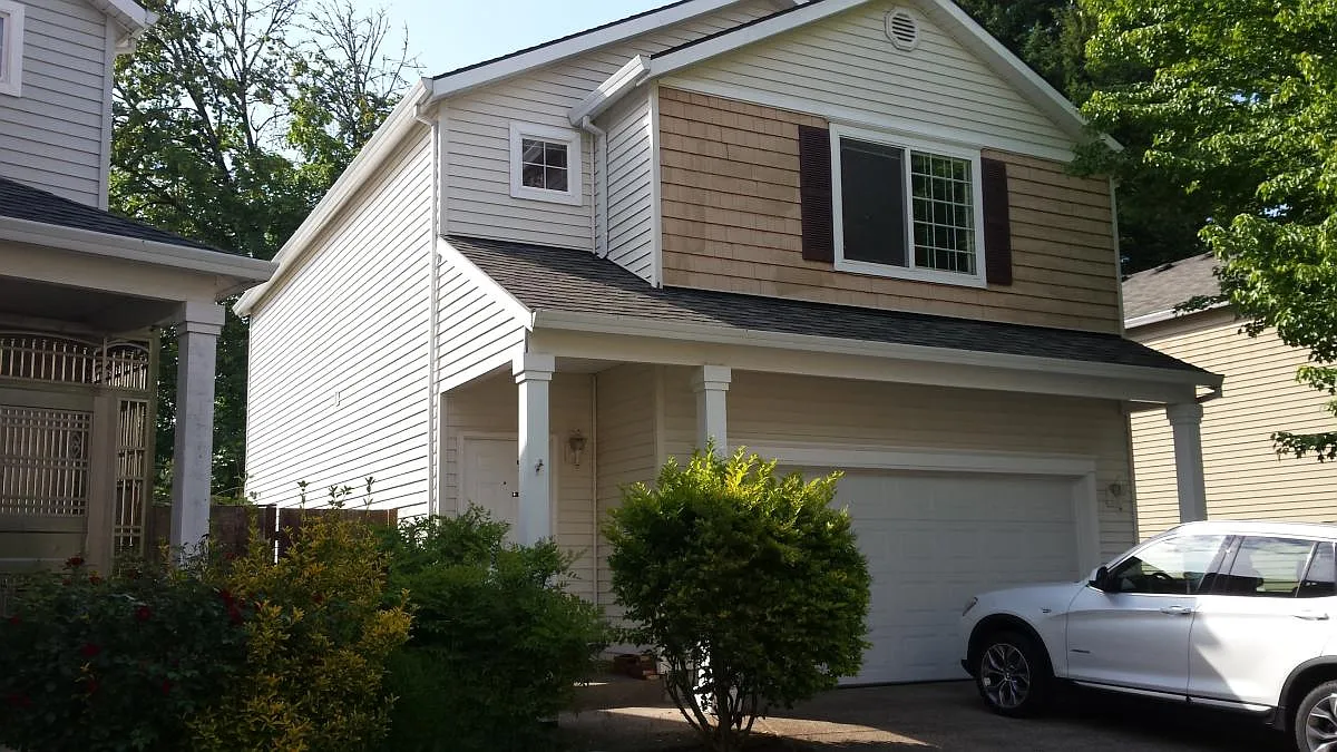 3 bed, 2.5 bath, 1550 sqft, $2,675 — Photo 2