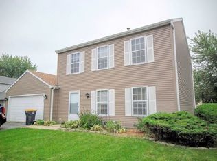 113 Canton Ln, Streamwood, IL 60107