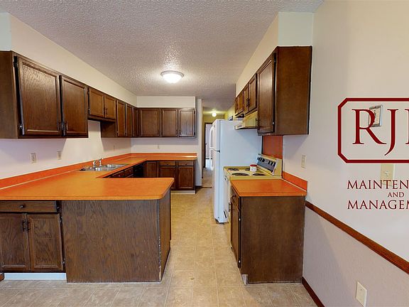 Q9dD7yedAbq - 09.18.2017_09.17.17