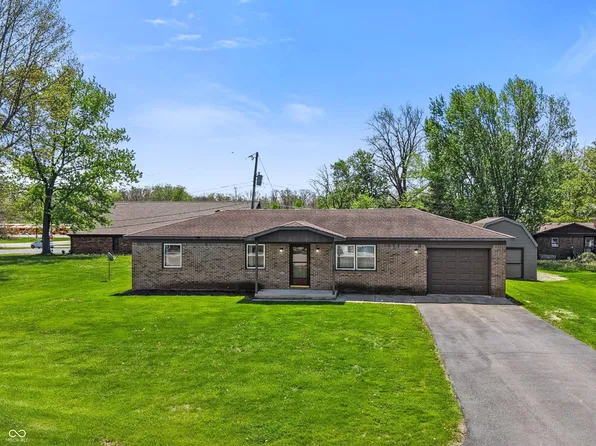 7093 Williams Ct, Avon, IN 46123