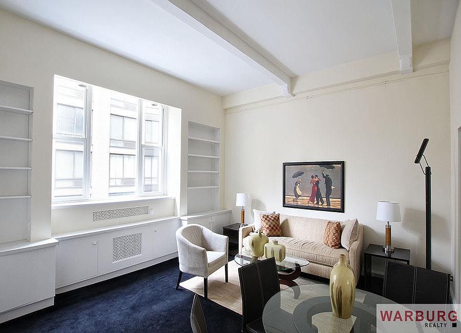 1st image of 33 W 67th St #5RE