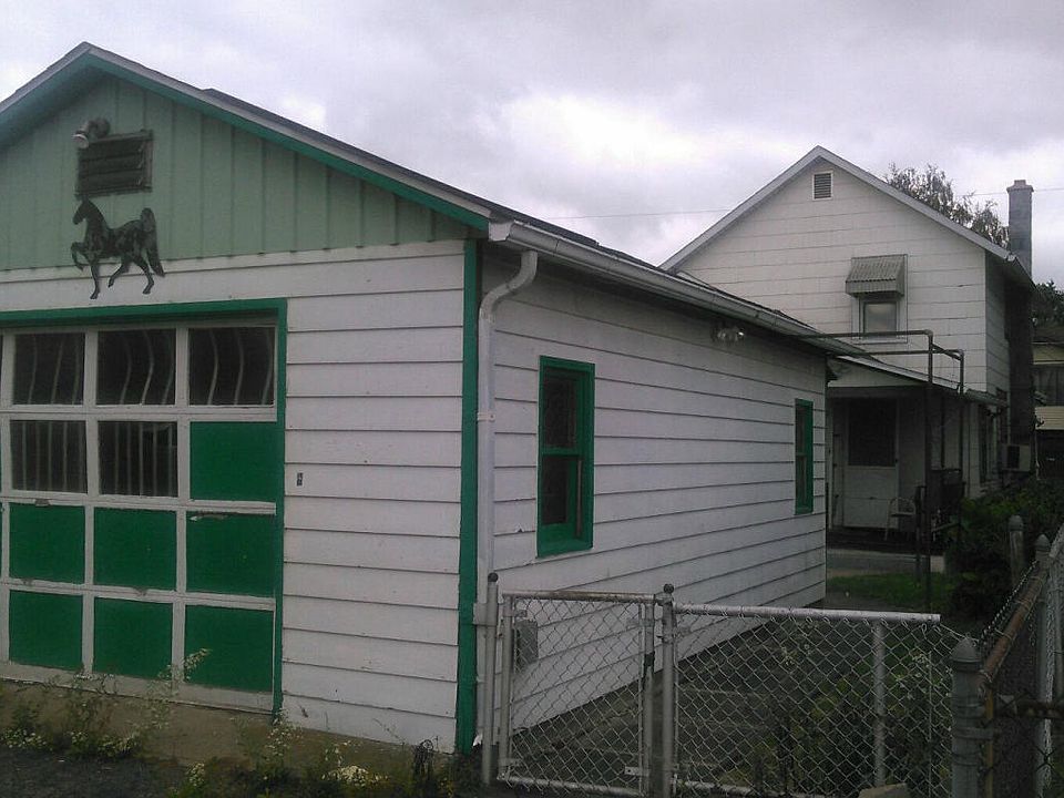 2nd image of 3 Dexter St
