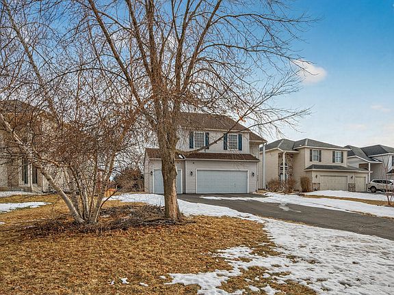 2nd image of 8588 Savanna Oaks Ln