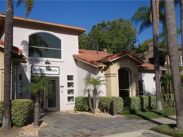 2400 Del Mar Way Unit 201, Corona, CA 92882