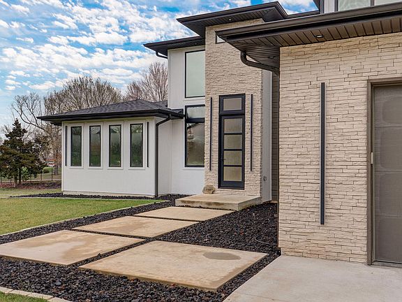 5th image of 4744 Pine Haven Road