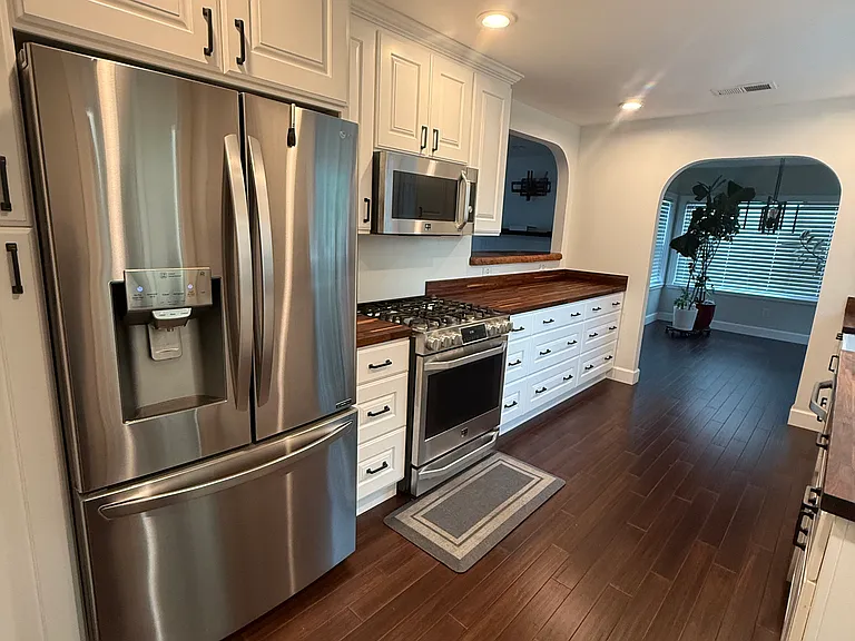 2440 Maher Ave — Photo 6
