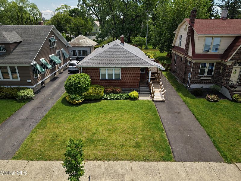 2nd image of 19 Marwill Street