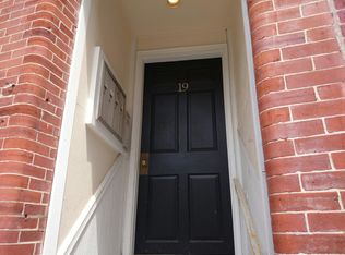 19 Charter St APT 5, Boston, MA 02113
