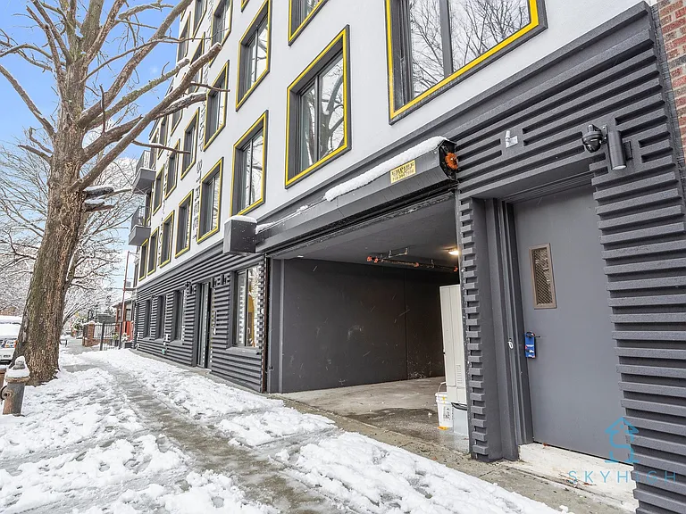 250 Winthrop St #4A — Photo 8