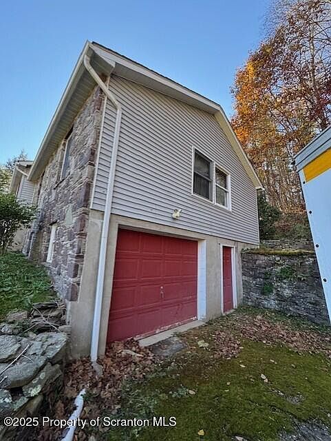 2nd image of 3324 Jenningsville Rd
