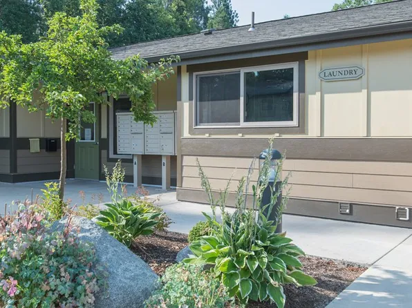 1108 NE Rose St #1108, Phoenix, OR 97535