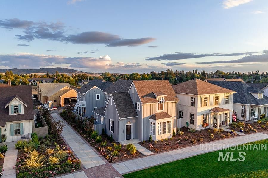 1st image of 1508 S Picotee Cir