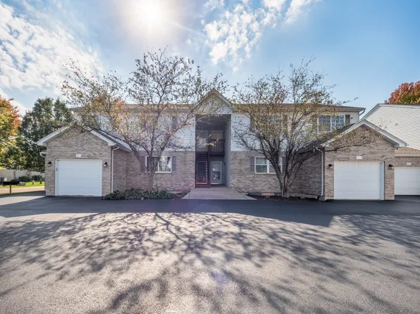 981 Constance Ln Unit E, Sycamore, IL 60178