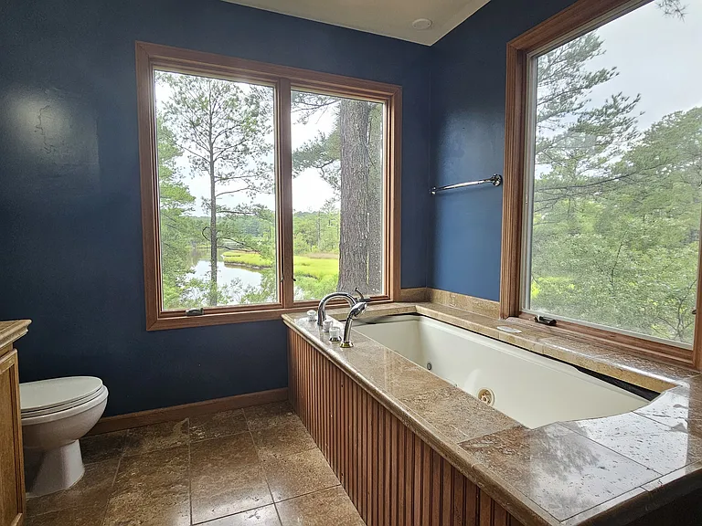 200 Shore Side Rd — Photo 14