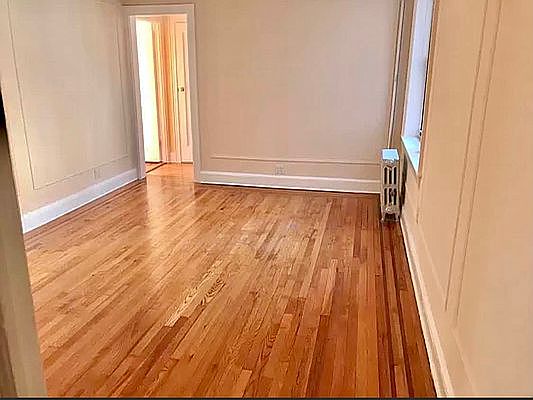 1st image of 4528 42nd St APT 3E