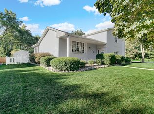 659 Lorraine Dr, Valparaiso, IN 46385